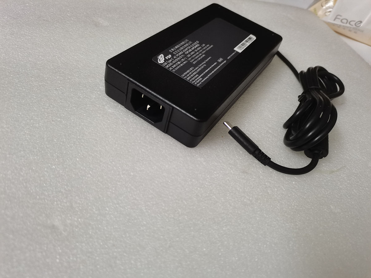 NEW Slim OEM FSP 28V 5A FSP140 - огляд і ціна Pc Gaming News