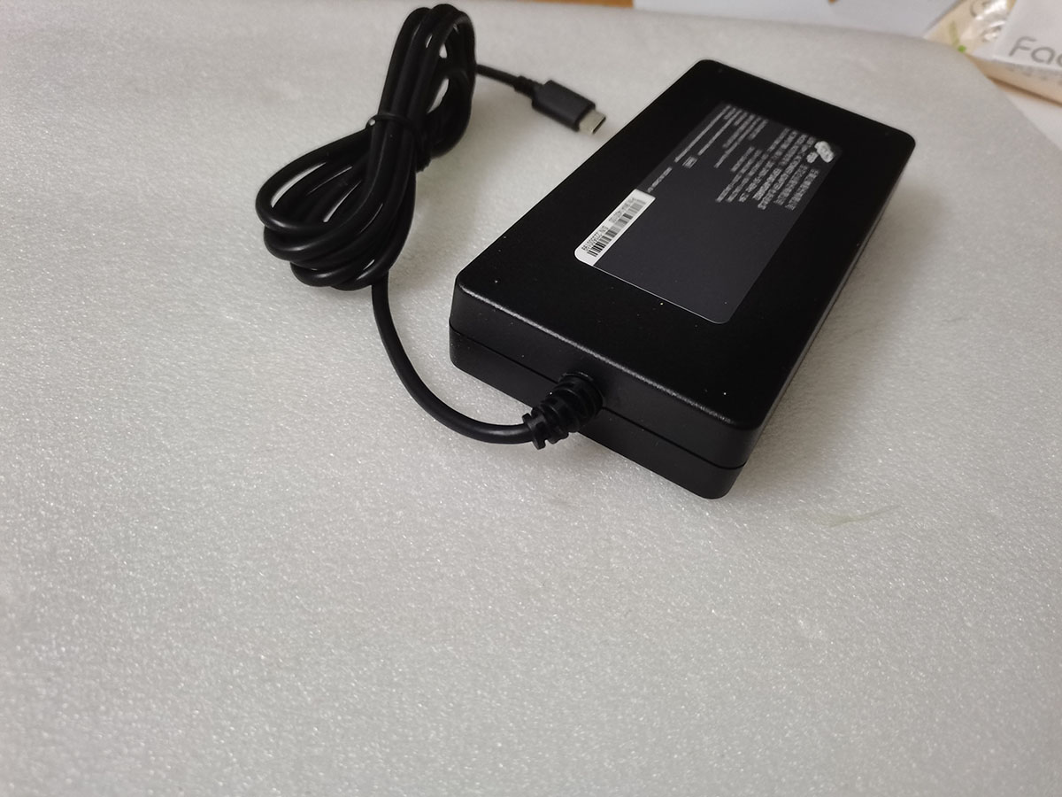 NEW Slim OEM FSP 28V 5A FSP140 - огляд і ціна Pc Gaming News